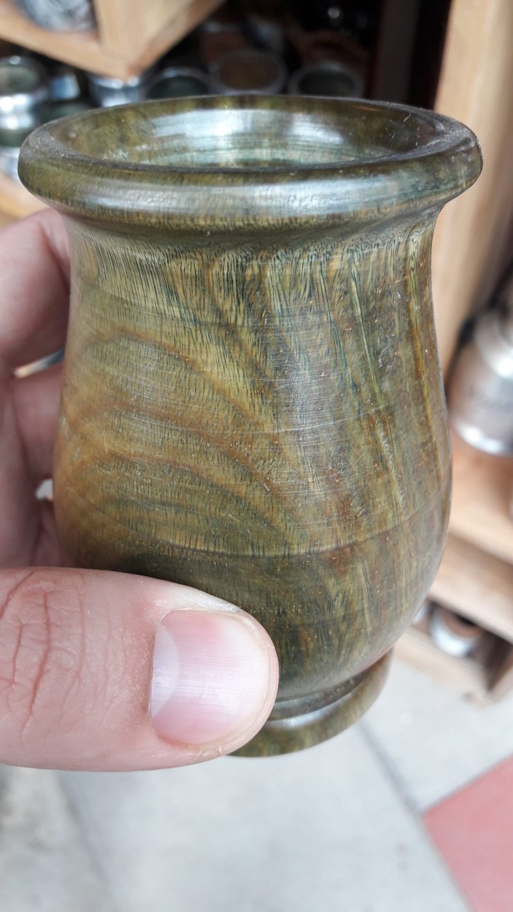 Mate made of Lignum wood ("Palo Santo")